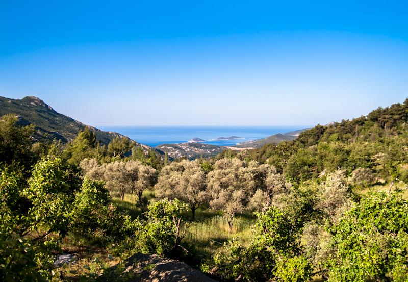 İslamlar Köyünden Muhteşem Kalkan ve Adalar Manzarası